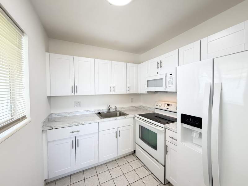 2 bedroom Condominium at 3402 Cynthia Lane #205, Murry Hills, Lake Worth Beach — photo 3