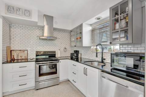 1246 Johnson Street, Hollywood FL - photo 15 of 43