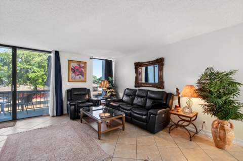2303 Bridgewood Drive #2303, Boca Raton FL - photo 8 of 45