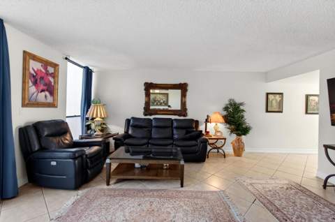 2303 Bridgewood Drive #2303, Boca Raton FL - photo 9 of 45