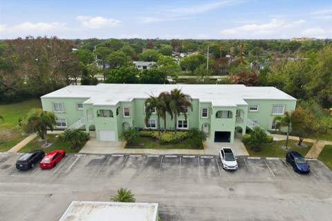 2074 SE Wild Meadow Circle, Port St. Lucie FL - photo 22 of 31