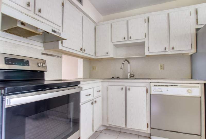 1 bedroom Condominium at 4832 Esedra Court #204, Fountains Of Palm Beach Condo 4, Lake Worth — photo 2
