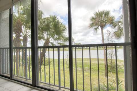4832 Esedra Court #204, Lake Worth FL - photo 11 of 12