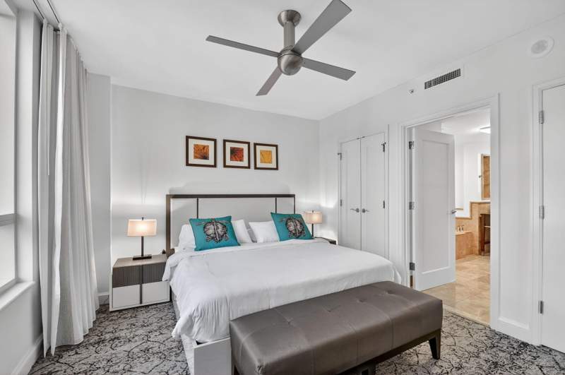 1 bedroom Condominium at 3800 N Ocean Drive #518, Resort At Singer Island Hotel Condo, Singer Island — photo 5