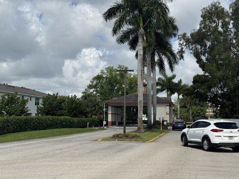 3 bedroom Condominium at 4832 Esedra Court #106, Fountains Of Palm Beach Condo 4, Lake Worth — photo 4