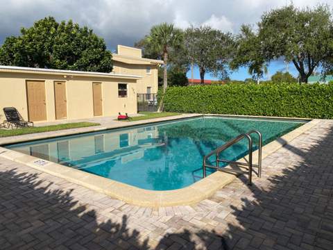 2303 S Federal Highway #19, Boynton Beach FL - photo 17 of 18