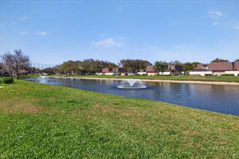 7811 78th Way, West Palm Beach FL - photo 16 of 61
