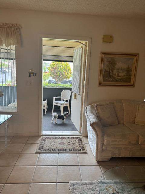409 Pine Glen Lane #A-1, Greenacres FL - photo 13 of 38