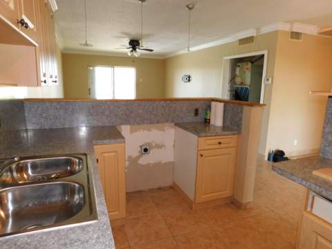 4770 NW 10 Court #306, Plantation FL - photo 11 of 28
