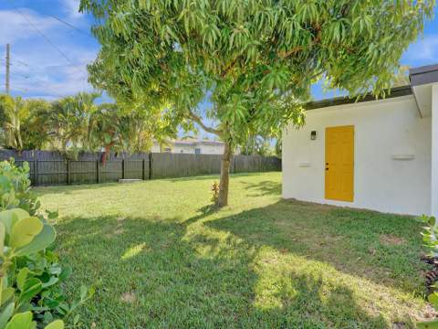 3661 NE 8th Avenue, Oakland Park FL - photo 21 of 30