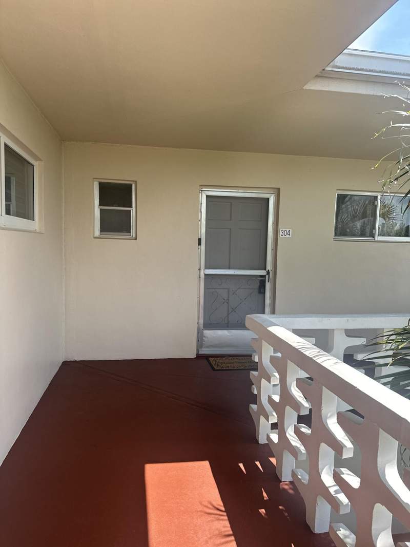2 bedroom Condominium at 2812 S Garden Dr S #304, Lake Clarke Gardens Condo 22, Lake Worth — photo 3