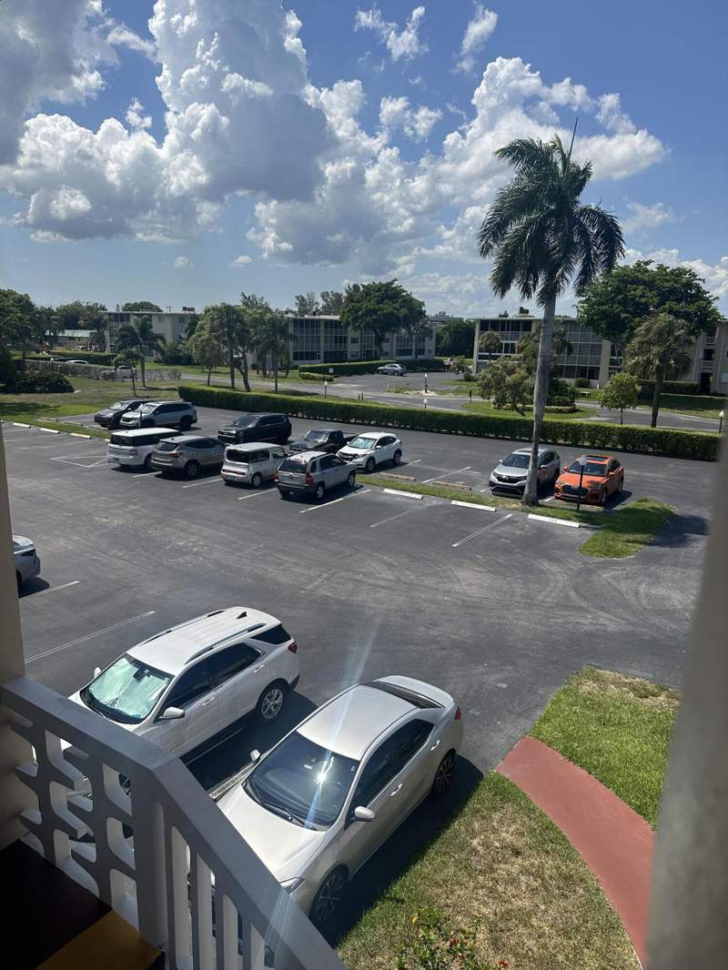 2 bedroom Condominium at 2812 S Garden Dr S #304, Lake Clarke Gardens Condo 22, Lake Worth — photo 5