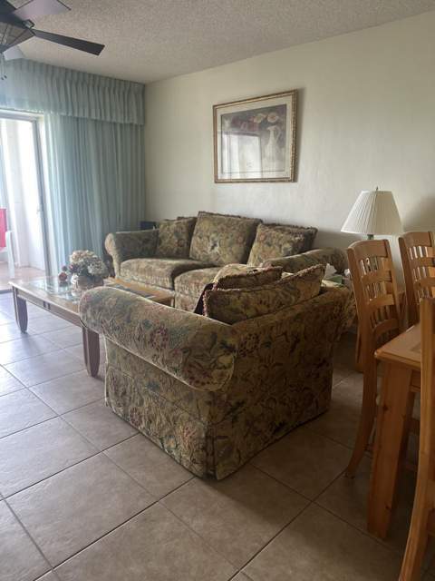 2812 S Garden Dr S #304, Lake Worth FL - photo 6 of 28