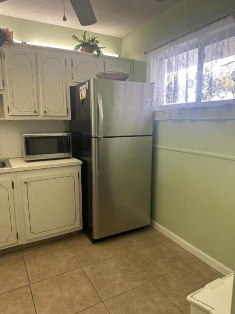 2812 S Garden Dr S #304, Lake Worth FL - photo 13 of 28