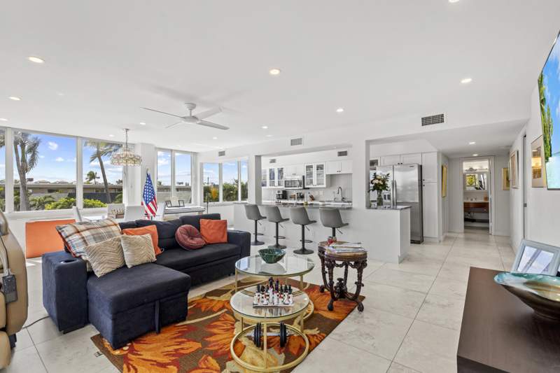 2 bedroom Condominium at 3589 S Ocean Boulevard #306, Mayfair House Condo, South Palm Beach — photo 5