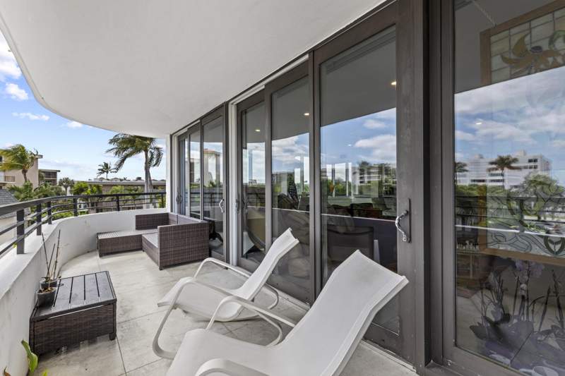 2 bedroom Condominium at 3589 S Ocean Boulevard #306, Mayfair House Condo, South Palm Beach — photo 4