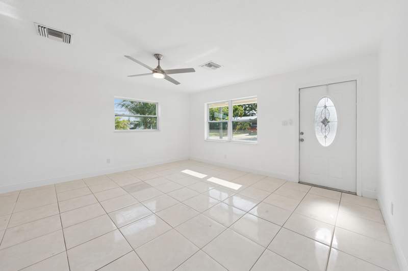 2 bedroom Single Family Residence at 8107 NW 96th Avenue, Westwood Community 5, Tamarac — photo 5