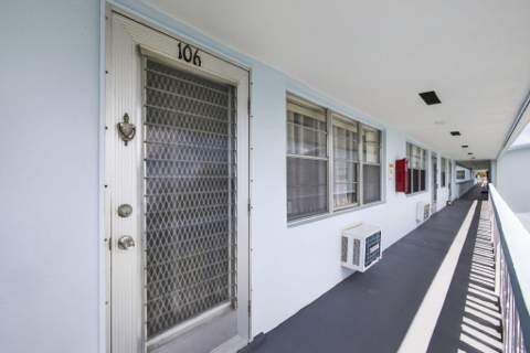 106 Camden, West Palm Beach FL - photo 6 of 54