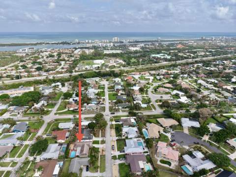4167 Russell Street, Jupiter FL - photo 10 of 35