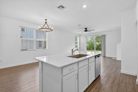 211 SE Woodbark Street, Port St. Lucie FL - photo 7 of 45