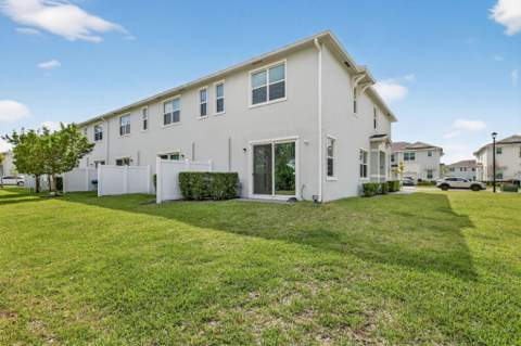 211 SE Woodbark Street, Port St. Lucie FL - photo 17 of 45