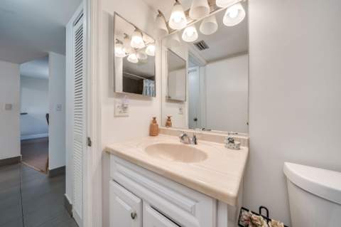 7301 NW 1st Street #402, Margate FL - photo 19 of 49
