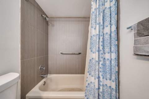 7301 NW 1st Street #402, Margate FL - photo 20 of 49