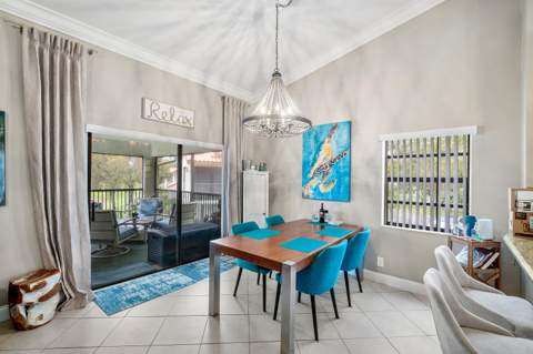 312 Liberty Court, Deerfield Beach FL - photo 9 of 49