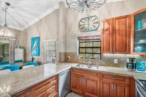 312 Liberty Court, Deerfield Beach FL - photo 18 of 49