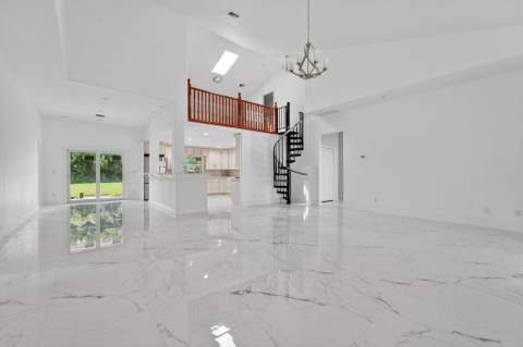 376 SW Paar Drive, Port St. Lucie FL - photo 11 of 47