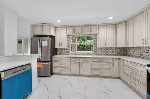 376 SW Paar Drive, Port St. Lucie FL - photo 14 of 47