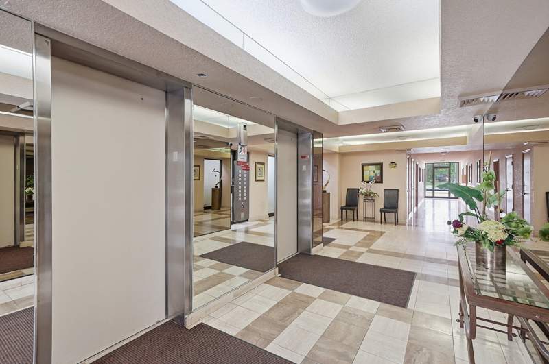 2 bedroom Condominium at 7050 NW 44th Street #705, Horizons Of Inverrary Condo, Lauderhill — photo 4