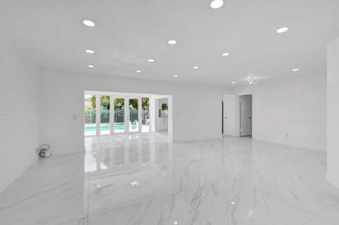 334 SW 13th Avenue, Boynton Beach FL - photo 11 of 41