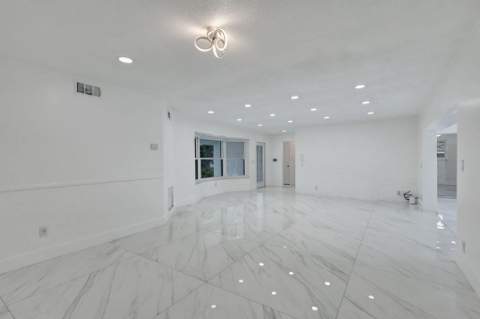 334 SW 13th Avenue, Boynton Beach FL - photo 18 of 41