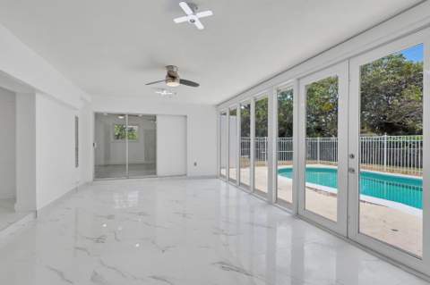 334 SW 13th Avenue, Boynton Beach FL - photo 12 of 41