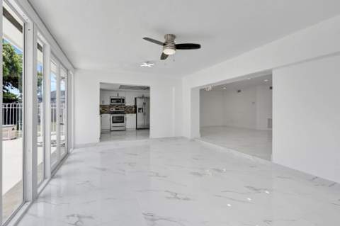 334 SW 13th Avenue, Boynton Beach FL - photo 16 of 41