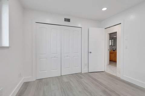 334 SW 13th Avenue, Boynton Beach FL - photo 21 of 41
