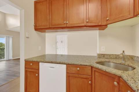 624 Sea Pine Way #B3, Greenacres FL - photo 16 of 50