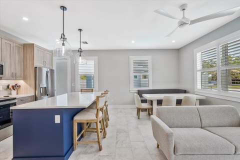 425 Hugh Street, Jupiter FL - photo 8 of 41