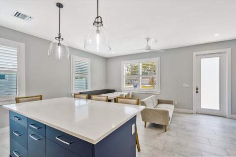 425 Hugh Street, Jupiter FL - photo 12 of 41