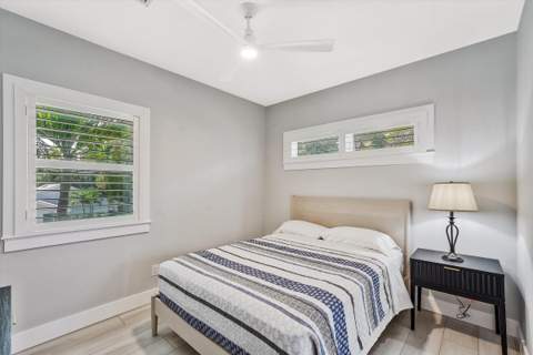 425 Hugh Street, Jupiter FL - photo 20 of 41