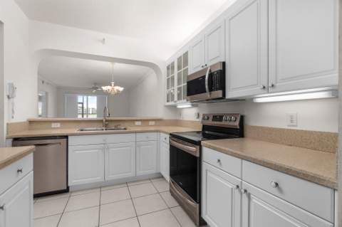 7623 Southampton Terrace #102, Tamarac FL - photo 16 of 61