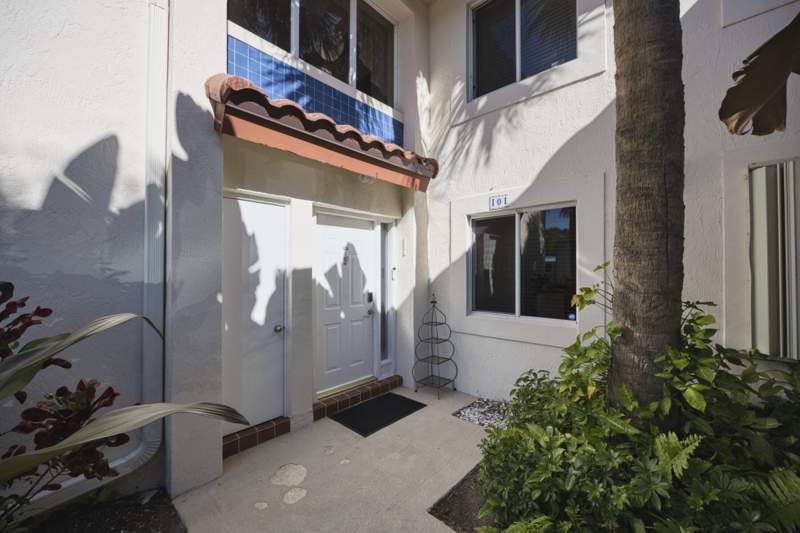3 bedroom Condominium at 380 NW 67th Street #Apt 101, San De Vance Golf & Tennis Club Condo, Boca Raton — photo 2