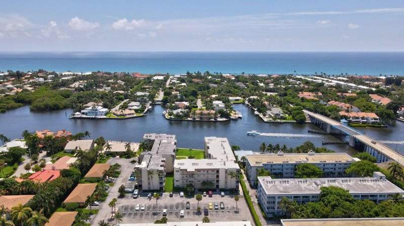 2 bedroom Condominium at 632 Snug Harbor Drive #D2, Snug Harbor Gardens Condo, Boynton Beach — photo 4