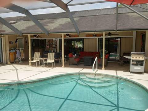 1822 SE Beving Avenue, Port St. Lucie FL - photo 7 of 95