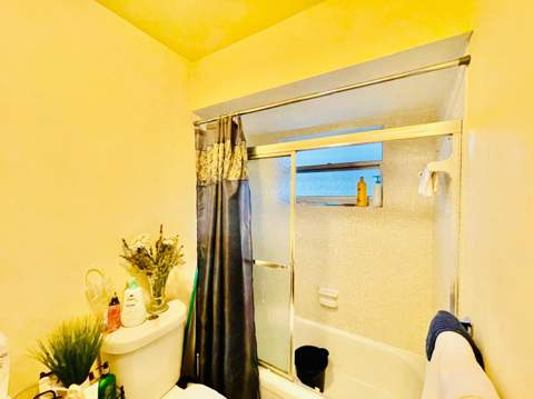 5051 W Oakland Park Boulevard #Unit E212, Lauderdale Lakes FL - photo 16 of 23