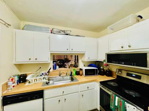 5051 W Oakland Park Boulevard #Unit E212, Lauderdale Lakes FL - photo 6 of 23