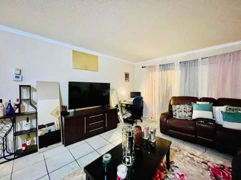 5051 W Oakland Park Boulevard #Unit E212, Lauderdale Lakes FL - photo 19 of 23