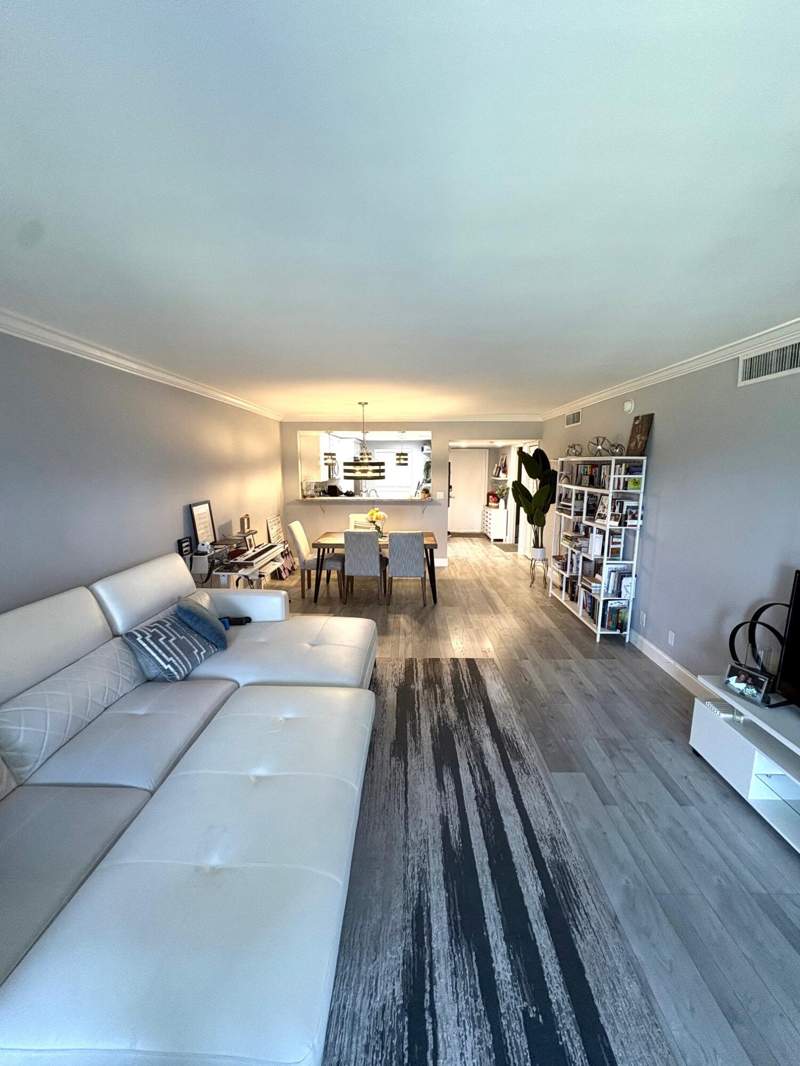 2 bedroom Condominium at 605 Oaks Drive #304, No 60 Palm-Aire Country Club, Pompano Beach — photo 5