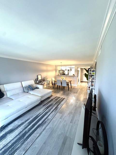 605 Oaks Drive #304, Pompano Beach FL - photo 9 of 28